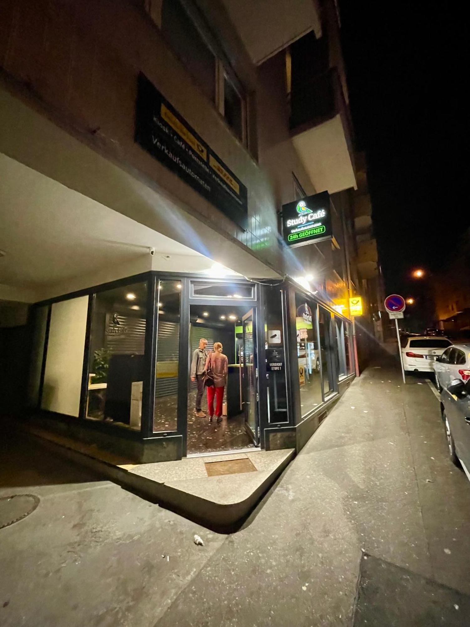Neu Wunderschoenenes Weisses Apartament Am Schloessle Zentrum Goldstadt Pforzheim Esterno foto
