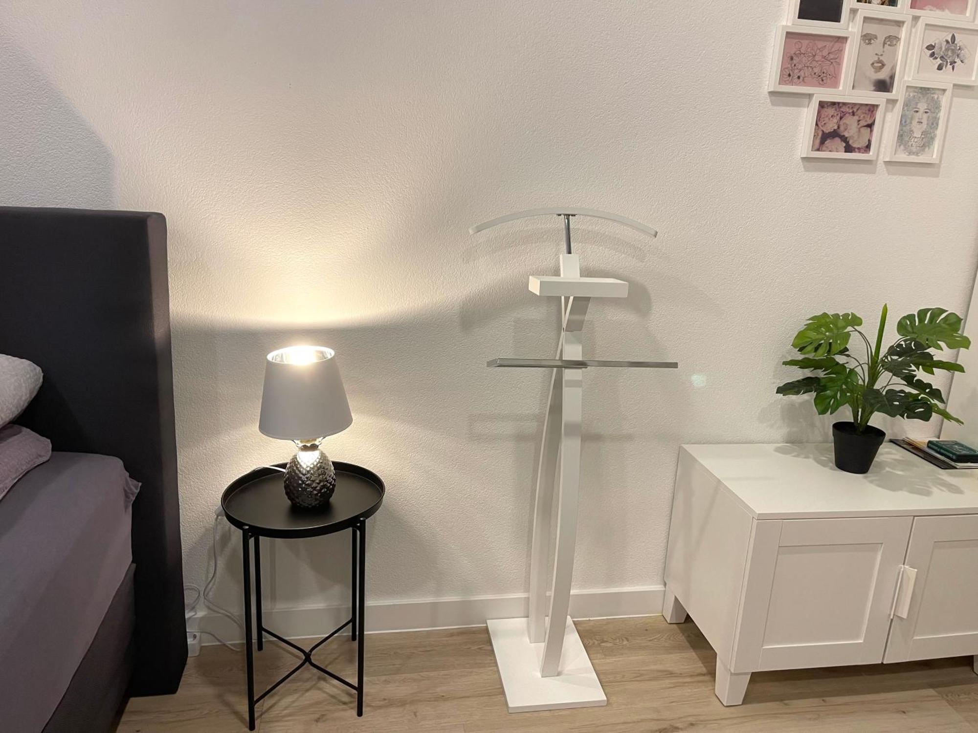 Neu Wunderschoenenes Weisses Apartament Am Schloessle Zentrum Goldstadt Pforzheim Esterno foto