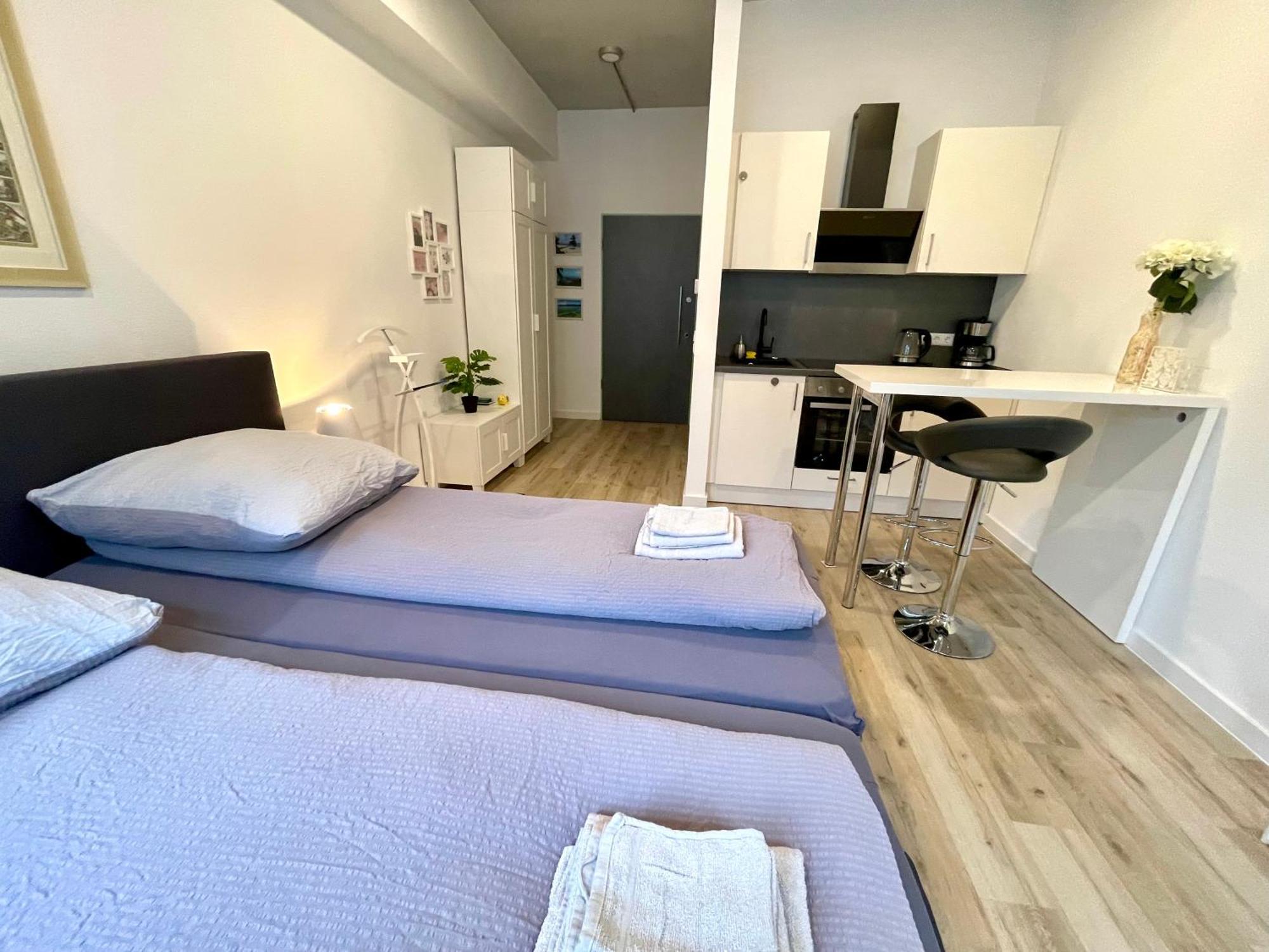 Neu Wunderschoenenes Weisses Apartament Am Schloessle Zentrum Goldstadt Pforzheim Esterno foto