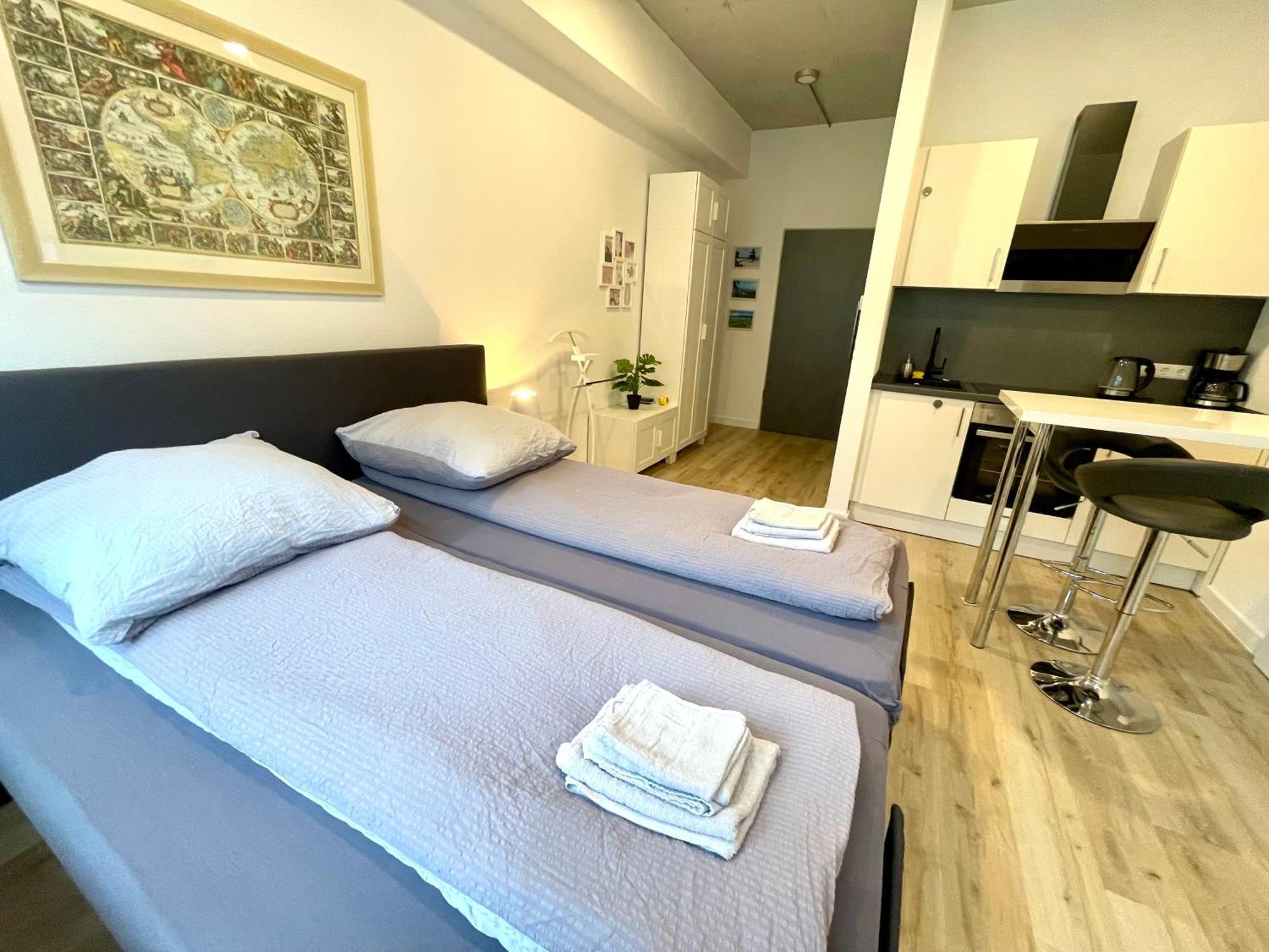 Neu Wunderschoenenes Weisses Apartament Am Schloessle Zentrum Goldstadt Pforzheim Esterno foto